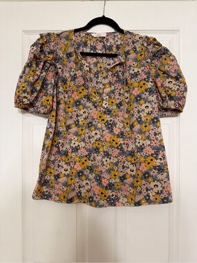 TALULAH Floral V-Neck Blouse in Pink, Yellow & Gray